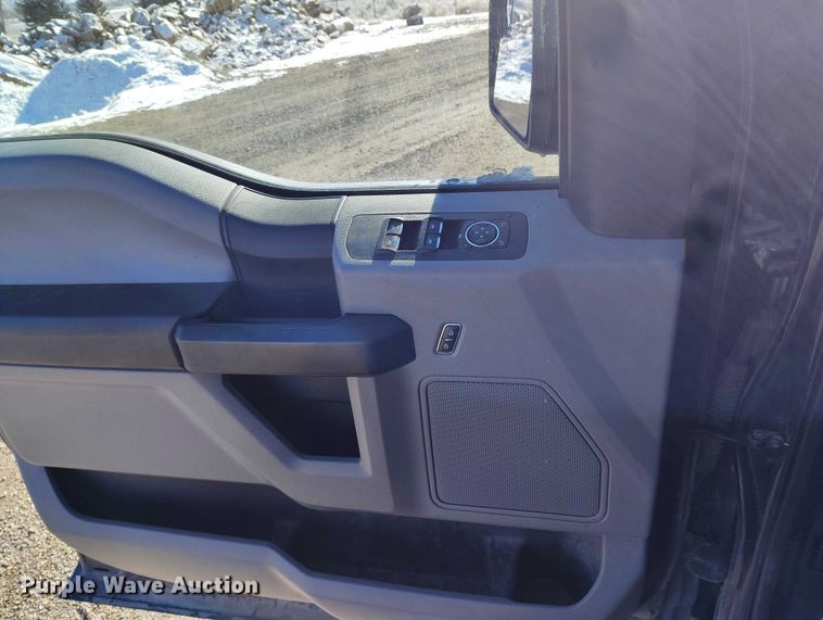 image for item DT0786 2019 Ford F150 SuperCrew pickup truck