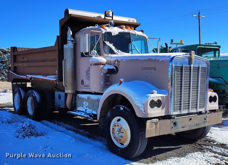 image for item DT0788 1974 Kenworth 923 dump truck