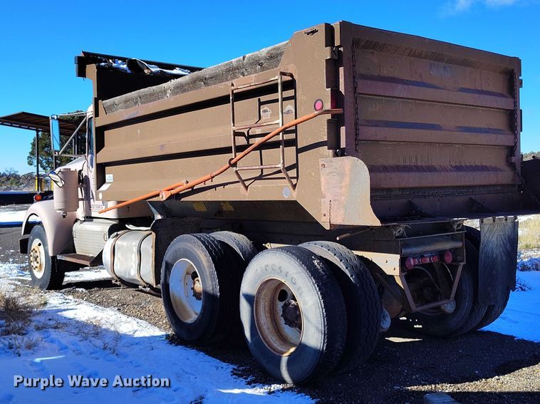 image for item DT0788 1974 Kenworth 923 dump truck