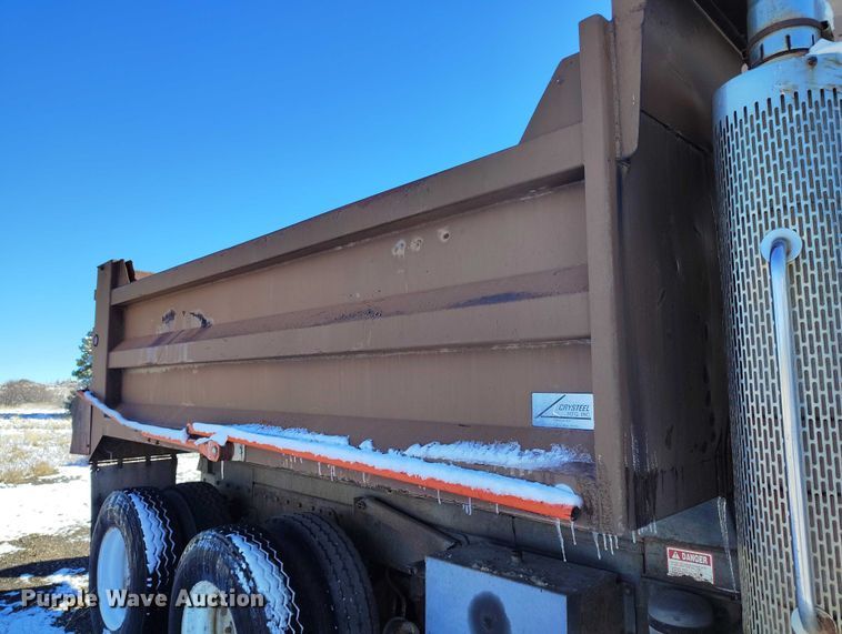 image for item DT0788 1974 Kenworth 923 dump truck