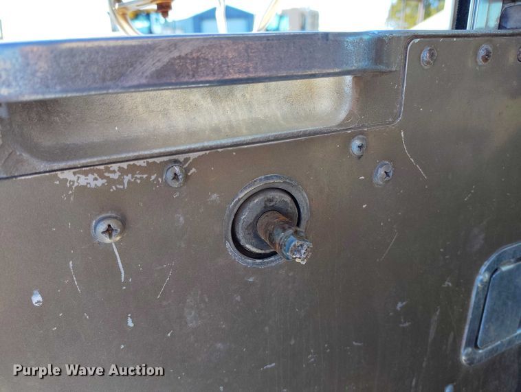 image for item DT0788 1974 Kenworth 923 dump truck