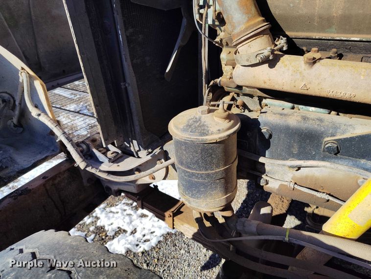 image for item DT0788 1974 Kenworth 923 dump truck