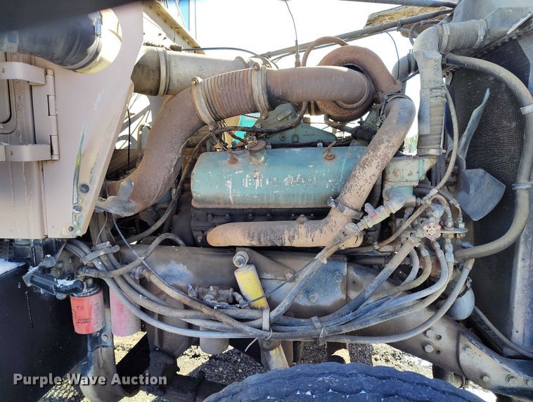 image for item DT0788 1974 Kenworth 923 dump truck