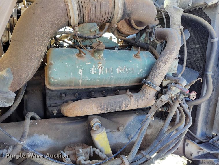 image for item DT0788 1974 Kenworth 923 dump truck