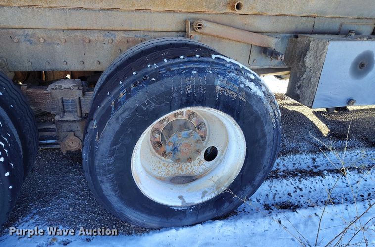 image for item DT0788 1974 Kenworth 923 dump truck