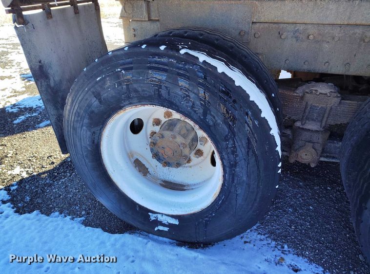 image for item DT0788 1974 Kenworth 923 dump truck