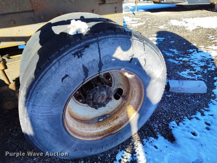 image for item DT0788 1974 Kenworth 923 dump truck