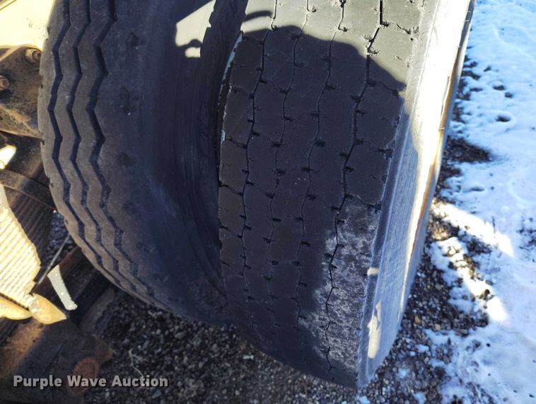 image for item DT0788 1974 Kenworth 923 dump truck