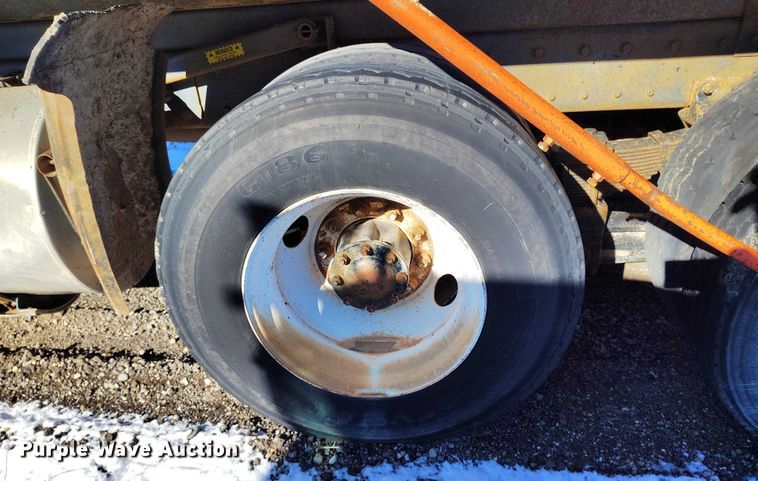 image for item DT0788 1974 Kenworth 923 dump truck