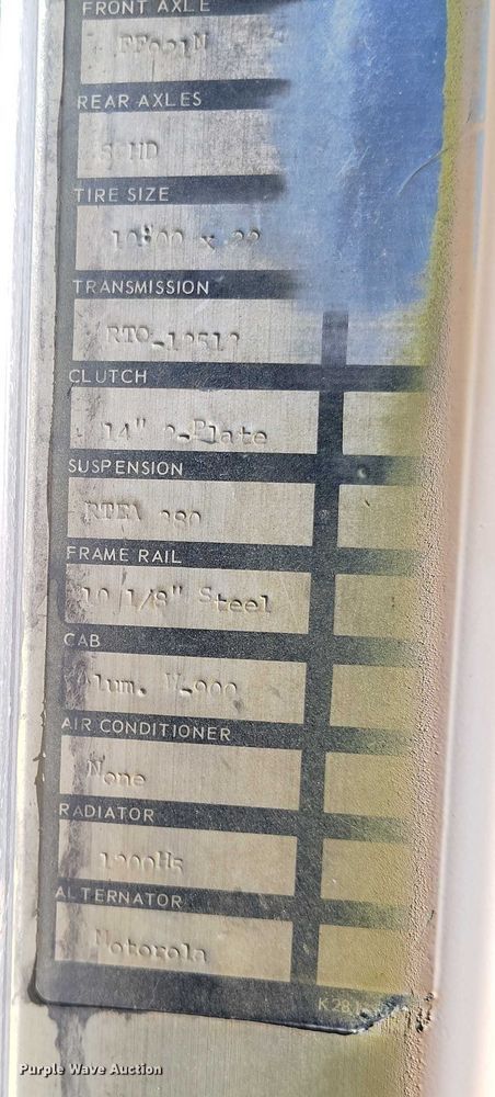 image for item DT0788 1974 Kenworth 923 dump truck