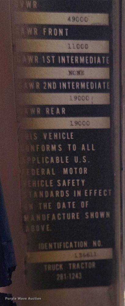 image for item DT0788 1974 Kenworth 923 dump truck