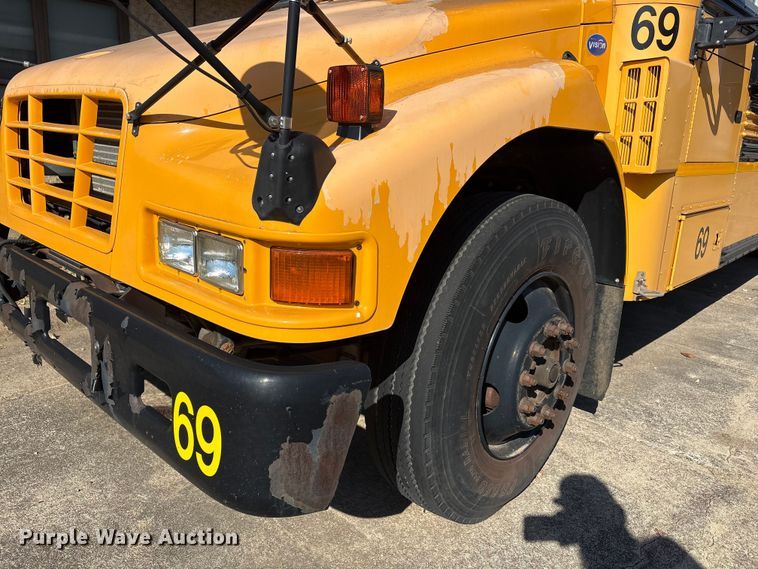 image for item DV5007 2007 Blue Bird BB Conventional school bus