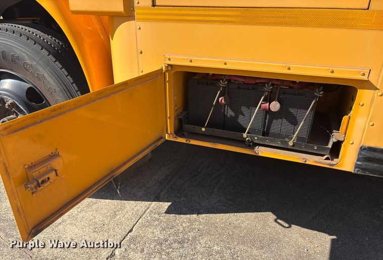 image for item DV5007 2007 Blue Bird BB Conventional school bus