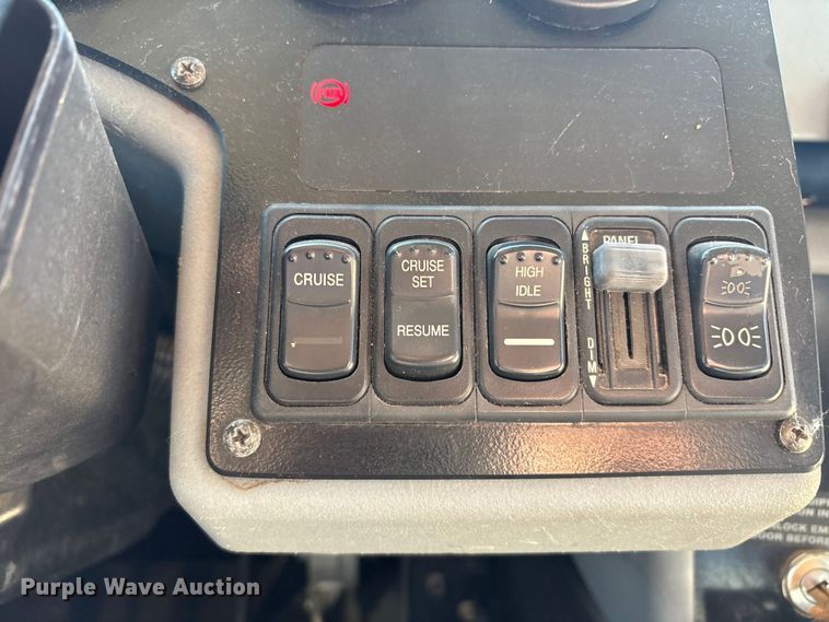 image for item DV5007 2007 Blue Bird BB Conventional school bus