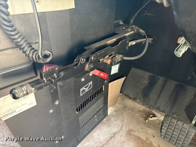 image for item DV5007 2007 Blue Bird BB Conventional school bus