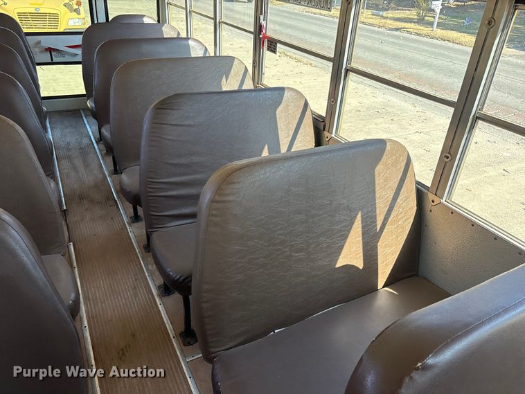 image for item DV5007 2007 Blue Bird BB Conventional school bus