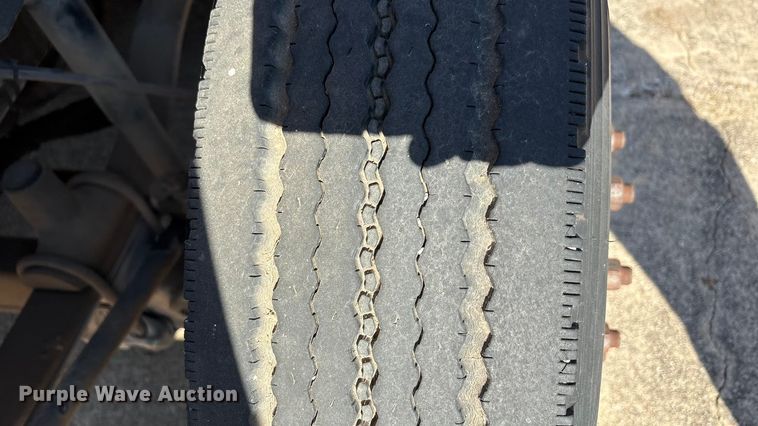 image for item DV5007 2007 Blue Bird BB Conventional school bus