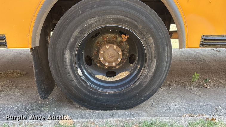 image for item DV5007 2007 Blue Bird BB Conventional school bus