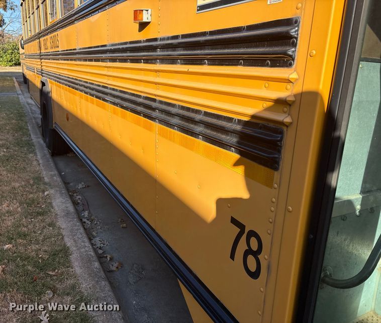 image for item DV5008 2010 Blue Bird Vision school bus