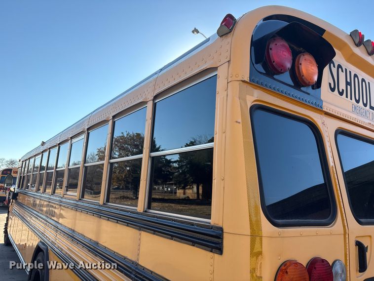 image for item DV5008 2010 Blue Bird Vision school bus