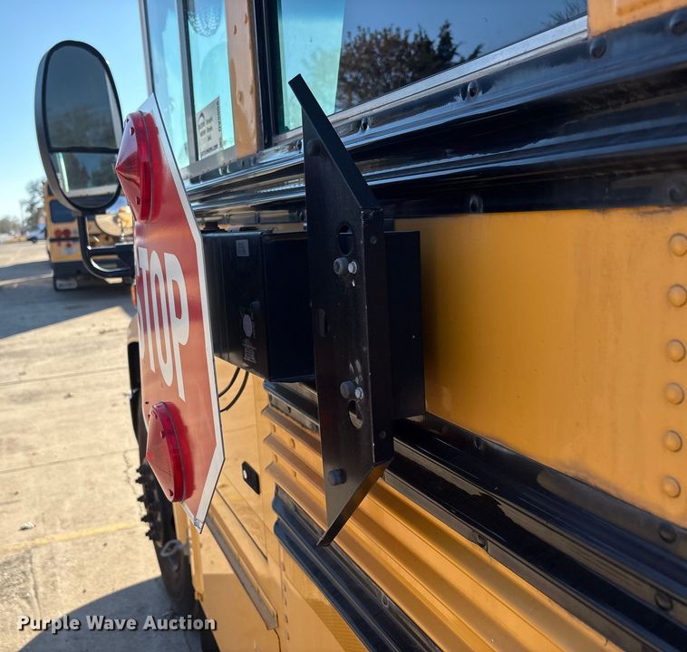 image for item DV5008 2010 Blue Bird Vision school bus