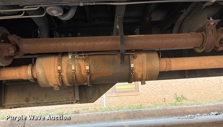 image for item DV5008 2010 Blue Bird Vision school bus