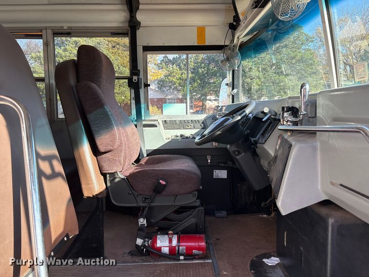 image for item DV5008 2010 Blue Bird Vision school bus