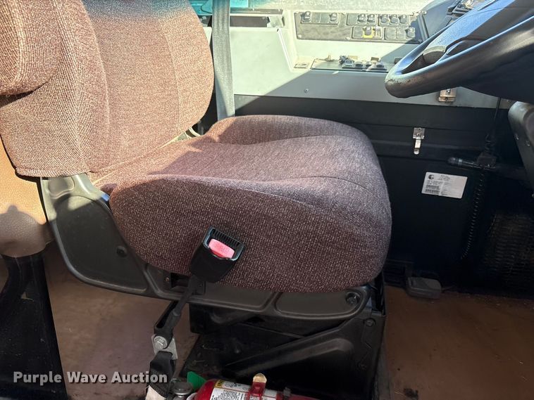 image for item DV5008 2010 Blue Bird Vision school bus