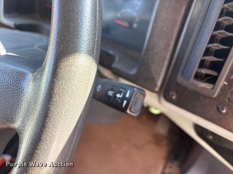 image for item DV5008 2010 Blue Bird Vision school bus