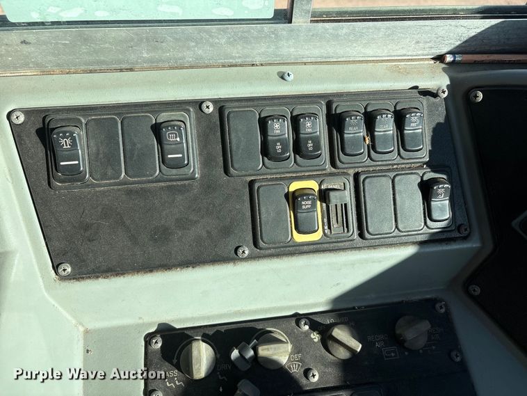 image for item DV5008 2010 Blue Bird Vision school bus