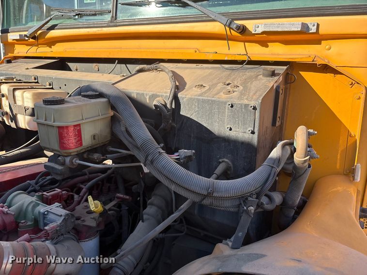 image for item DV5008 2010 Blue Bird Vision school bus