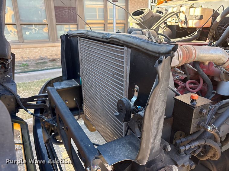 image for item DV5008 2010 Blue Bird Vision school bus