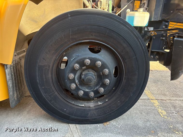 image for item DV5008 2010 Blue Bird Vision school bus