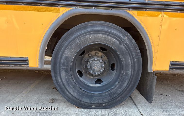 image for item DV5008 2010 Blue Bird Vision school bus