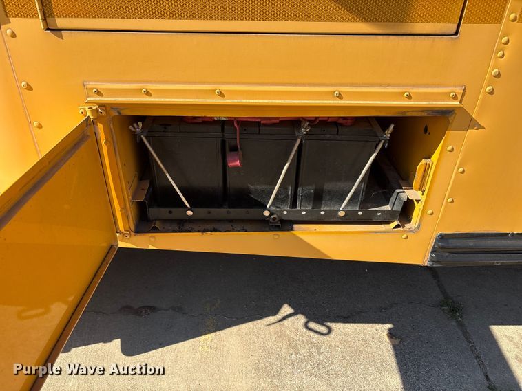 image for item DV5009 2010 Blue Bird Bb Conventional school bus