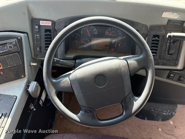 image for item DV5009 2010 Blue Bird Bb Conventional school bus