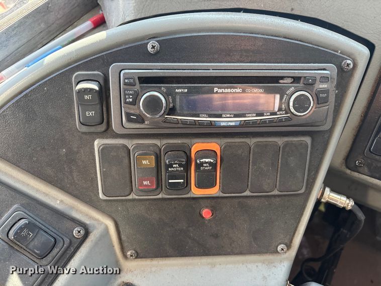 image for item DV5009 2010 Blue Bird Bb Conventional school bus