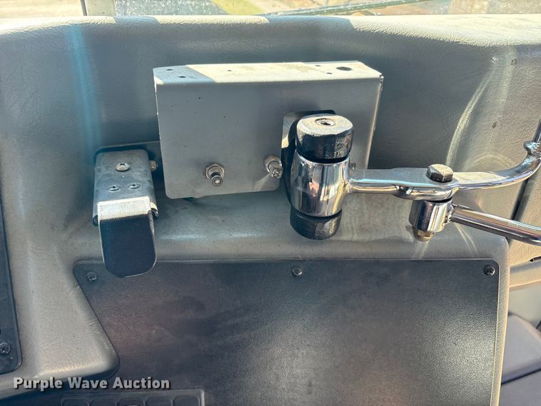 image for item DV5009 2010 Blue Bird Bb Conventional school bus