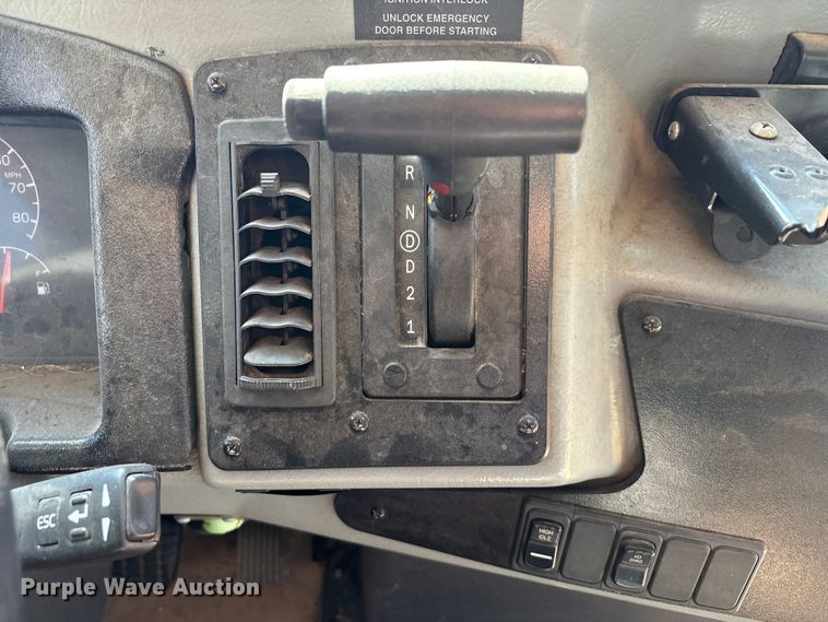 image for item DV5009 2010 Blue Bird Bb Conventional school bus