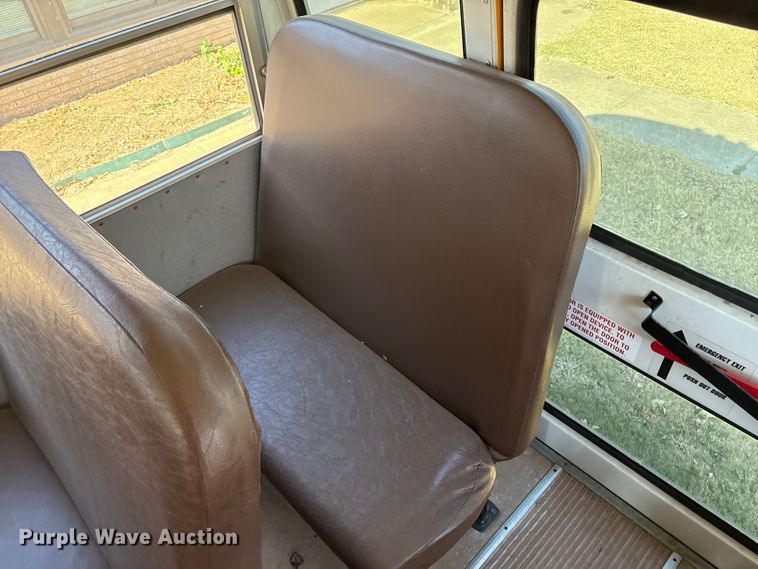 image for item DV5009 2010 Blue Bird Bb Conventional school bus