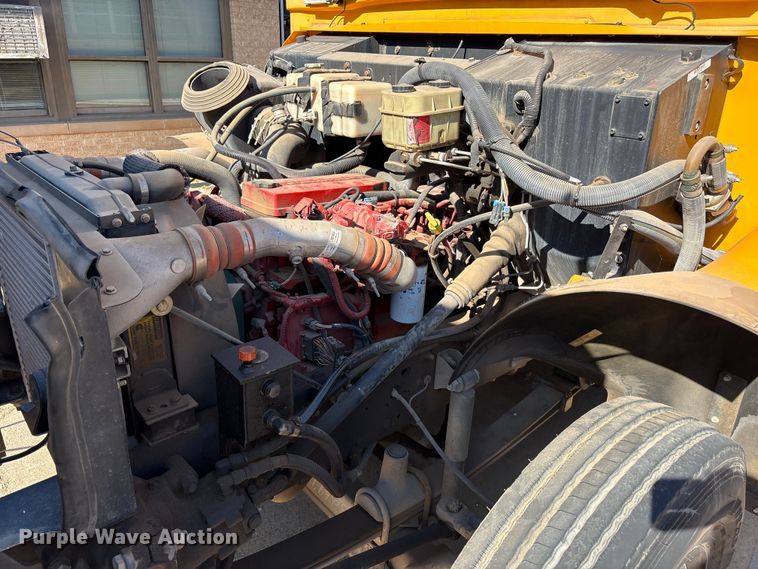 image for item DV5009 2010 Blue Bird Bb Conventional school bus