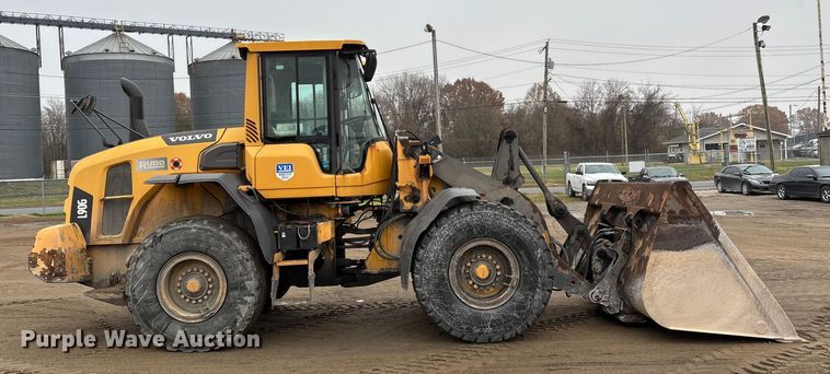 image for item DW7298 2014 Volvo L90G wheel loader