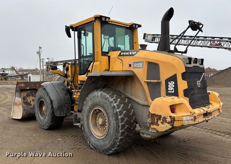 image for item DW7298 2014 Volvo L90G wheel loader
