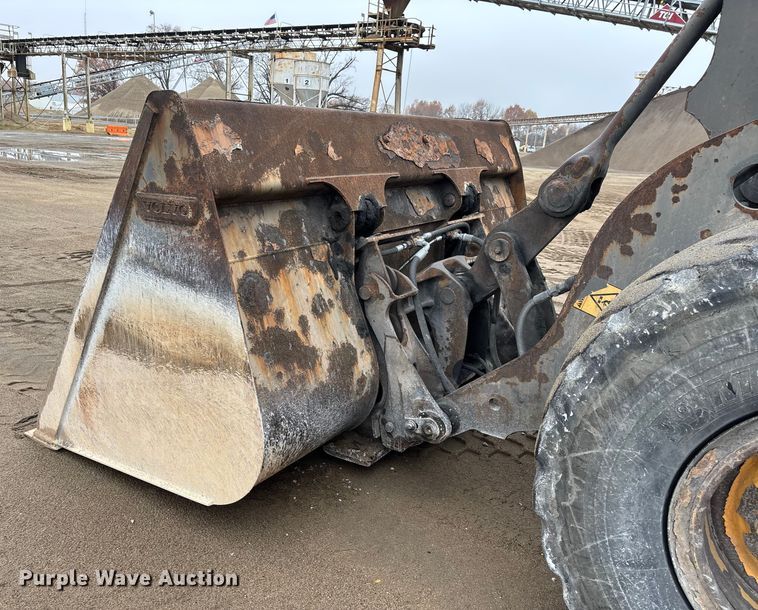 image for item DW7298 2014 Volvo L90G wheel loader