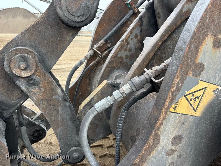 image for item DW7298 2014 Volvo L90G wheel loader