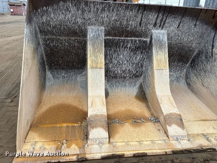 image for item DW7298 2014 Volvo L90G wheel loader