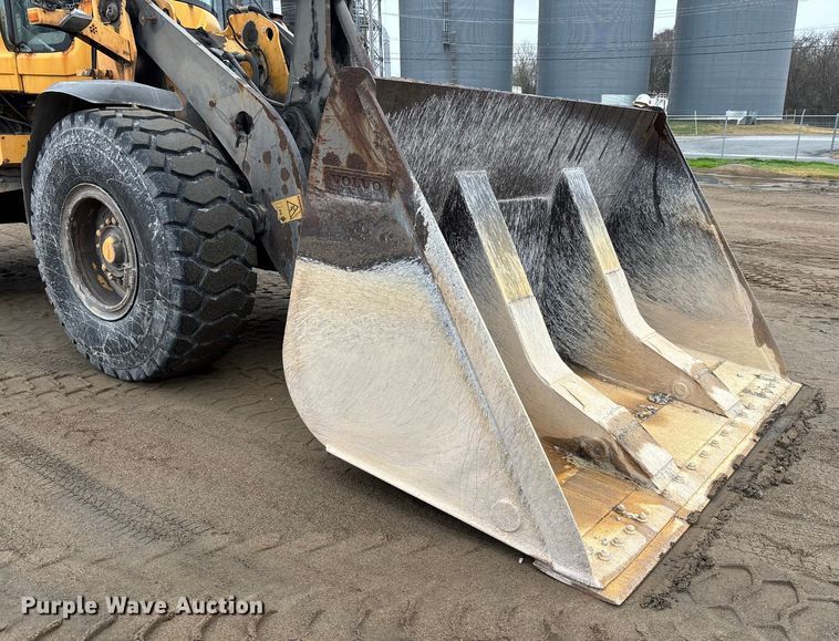 image for item DW7298 2014 Volvo L90G wheel loader