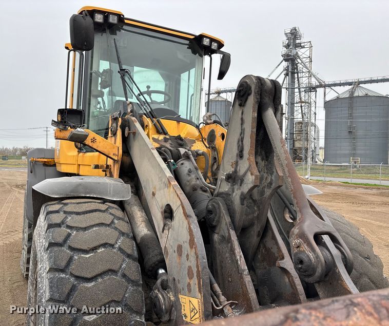 image for item DW7298 2014 Volvo L90G wheel loader