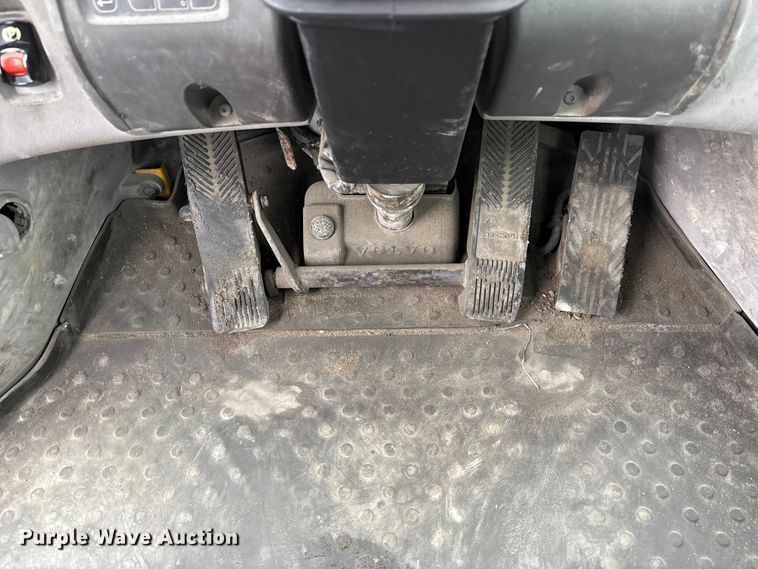 image for item DW7298 2014 Volvo L90G wheel loader