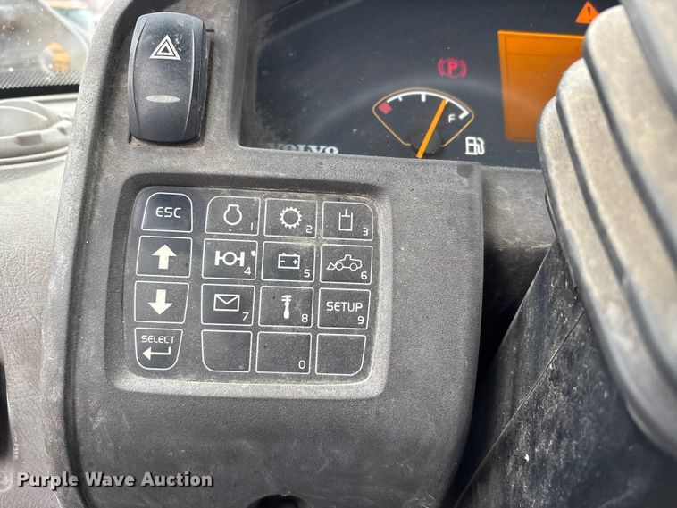 image for item DW7298 2014 Volvo L90G wheel loader